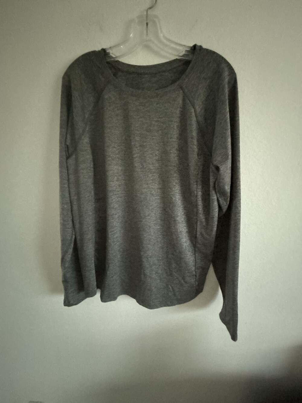Tek Gear Women's Gray Long Sleeve Athletic Performance Shirt size XL